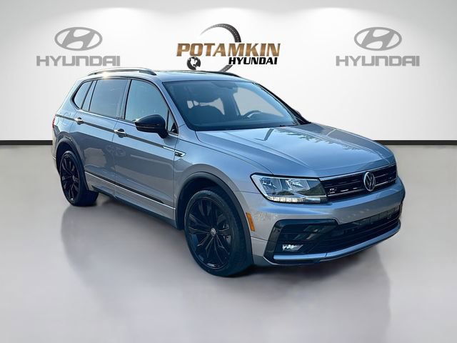 Used 2021 Volkswagen Tiguan SE R-Line image 3