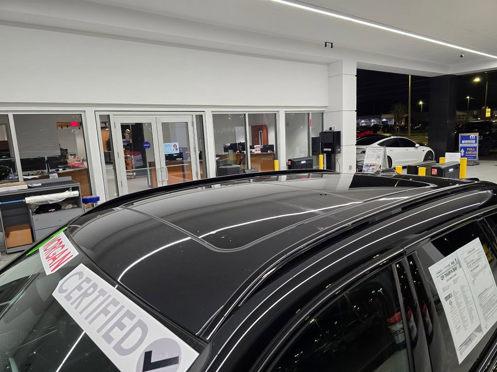 Used 2025 BMW X1 M35i image 12