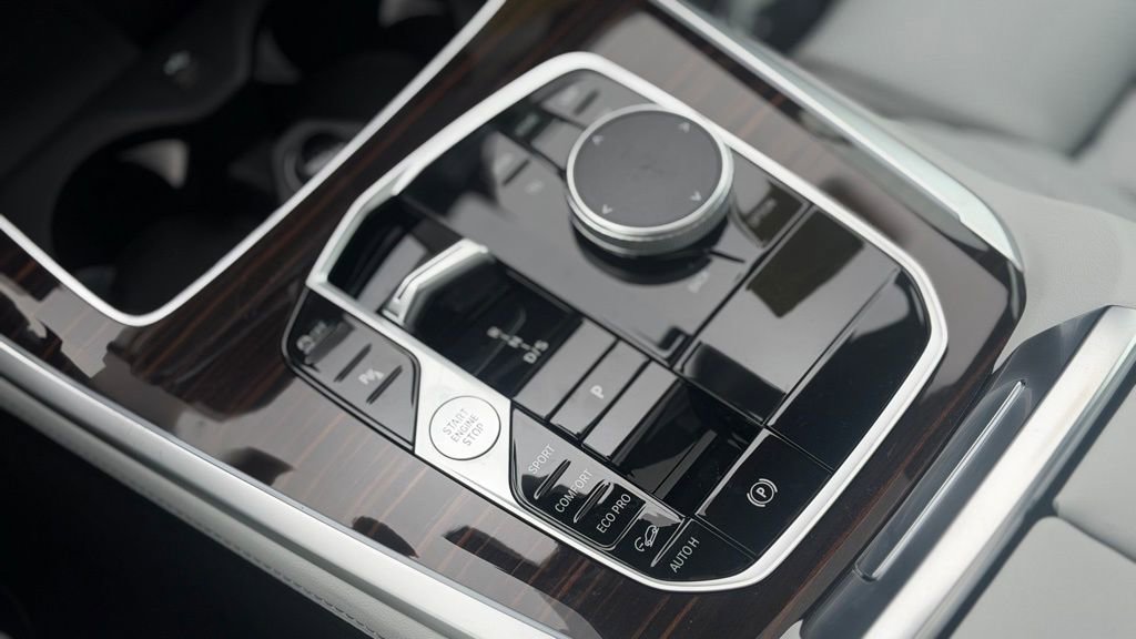 New 2026 BMW X5 xDrive40i image 18