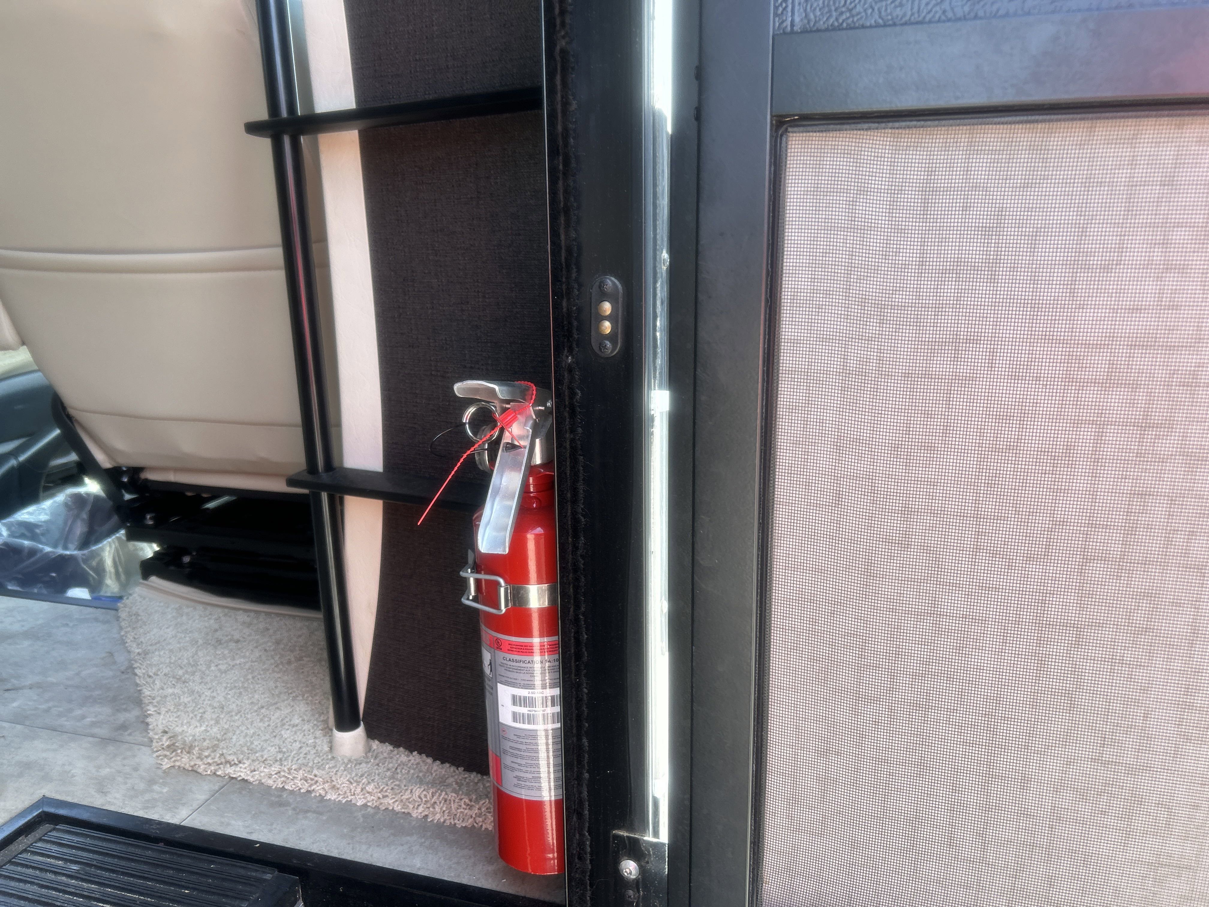 Used 2015 Mercedes-Benz Sprinter 3500 image 84