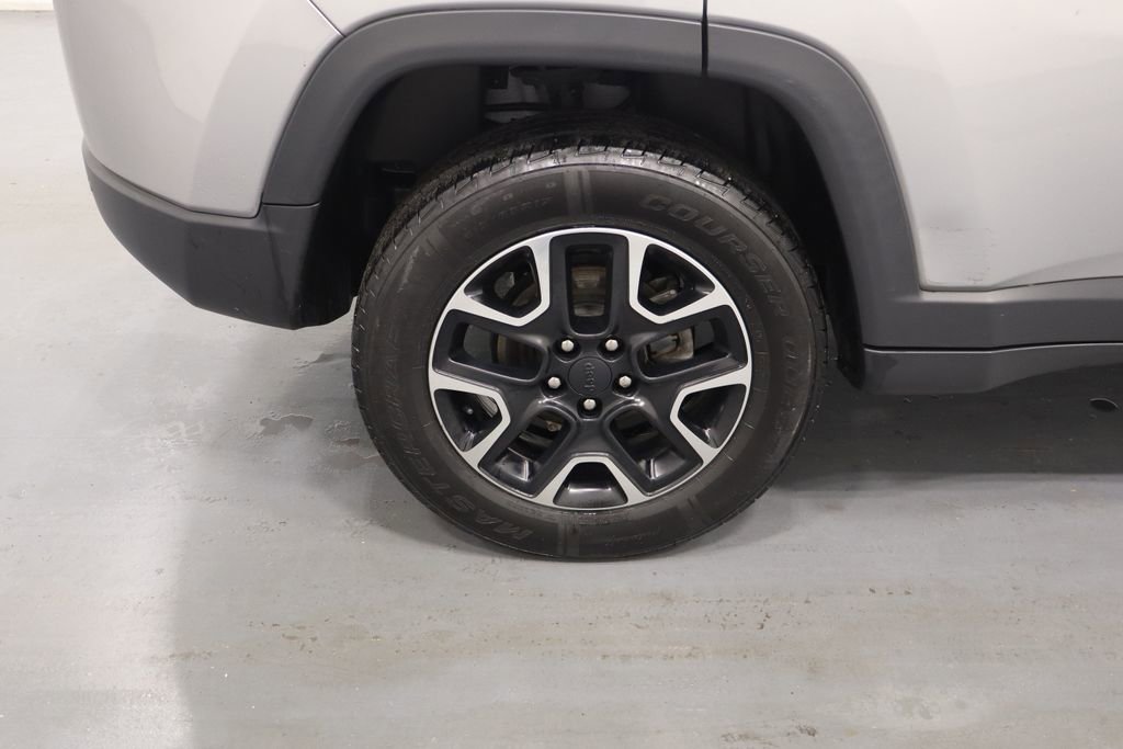 Certified 2019 Jeep Compass Trailhawk w/ Safety & Security Group image 26