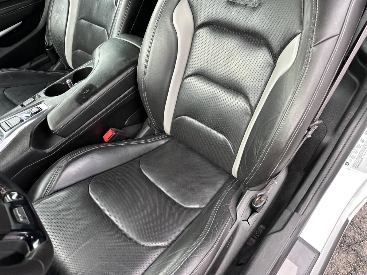 Used 2017 Chevrolet Camaro SS RWD image 19