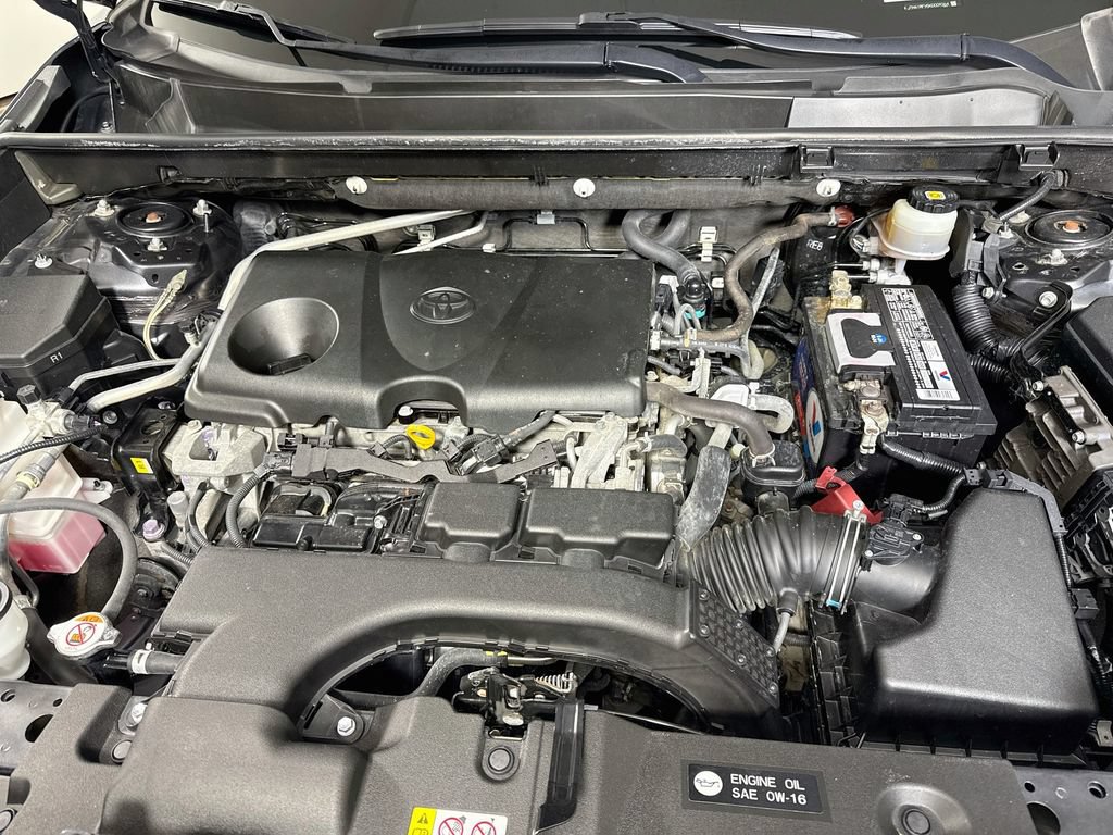 Certified 2019 Toyota RAV4 XLE Premium w/ Advanced Technology Package AWD/4WD image 29
