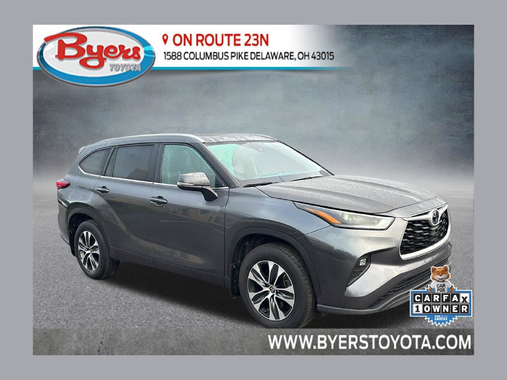 Used 2025 Toyota Highlander XLE AWD/4WD image 1