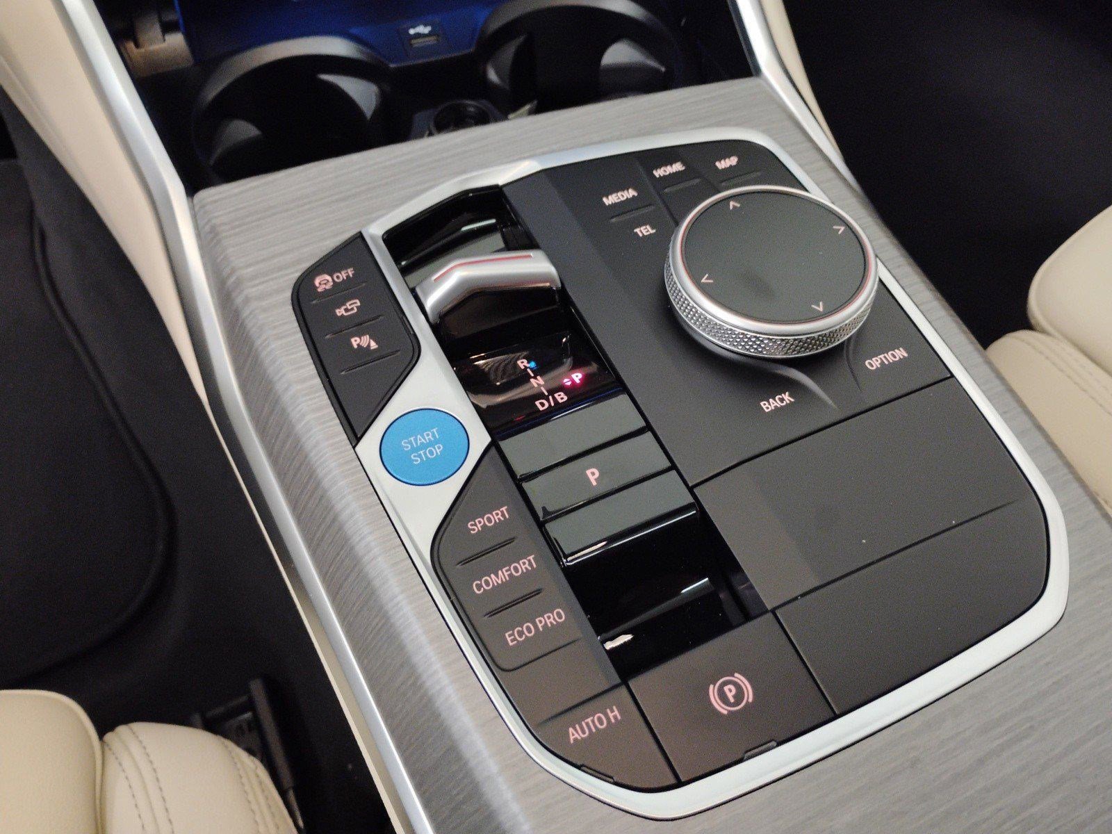 Used 2025 BMW i4 xDrive40i w/ Premium Package image 15