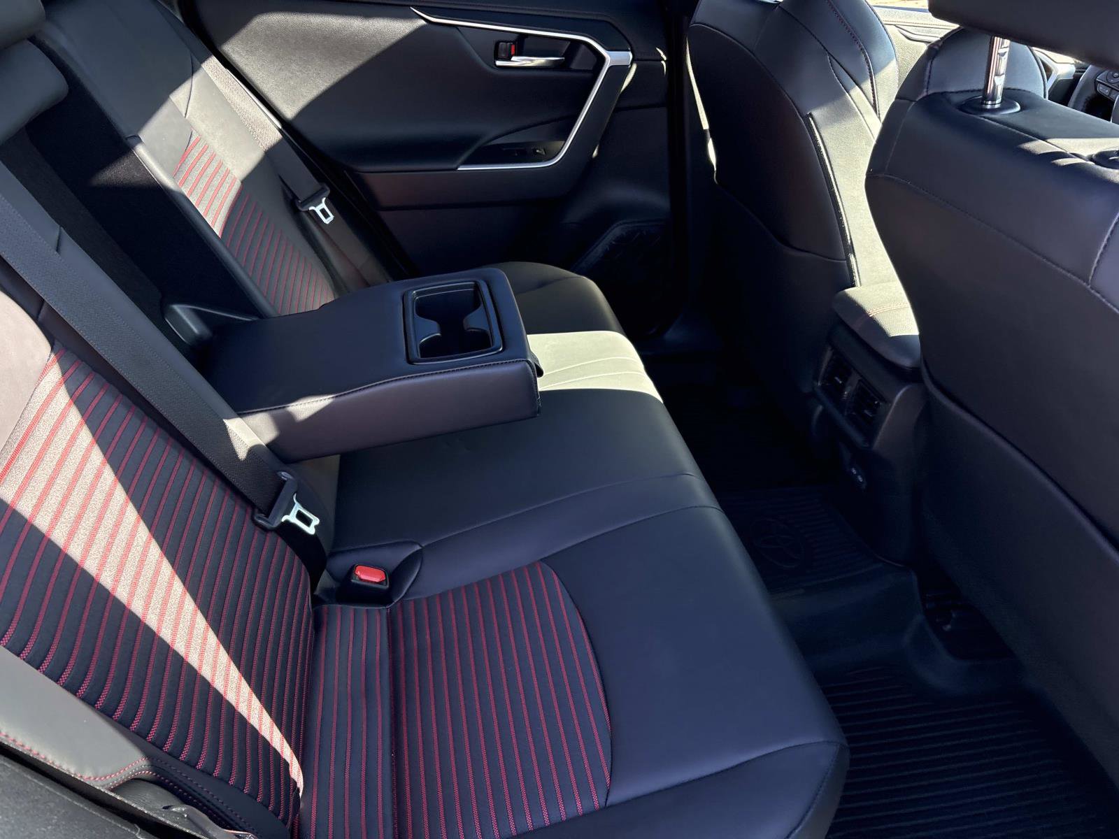 Used 2023 Toyota RAV4 XSE w/ Weather Package image 33