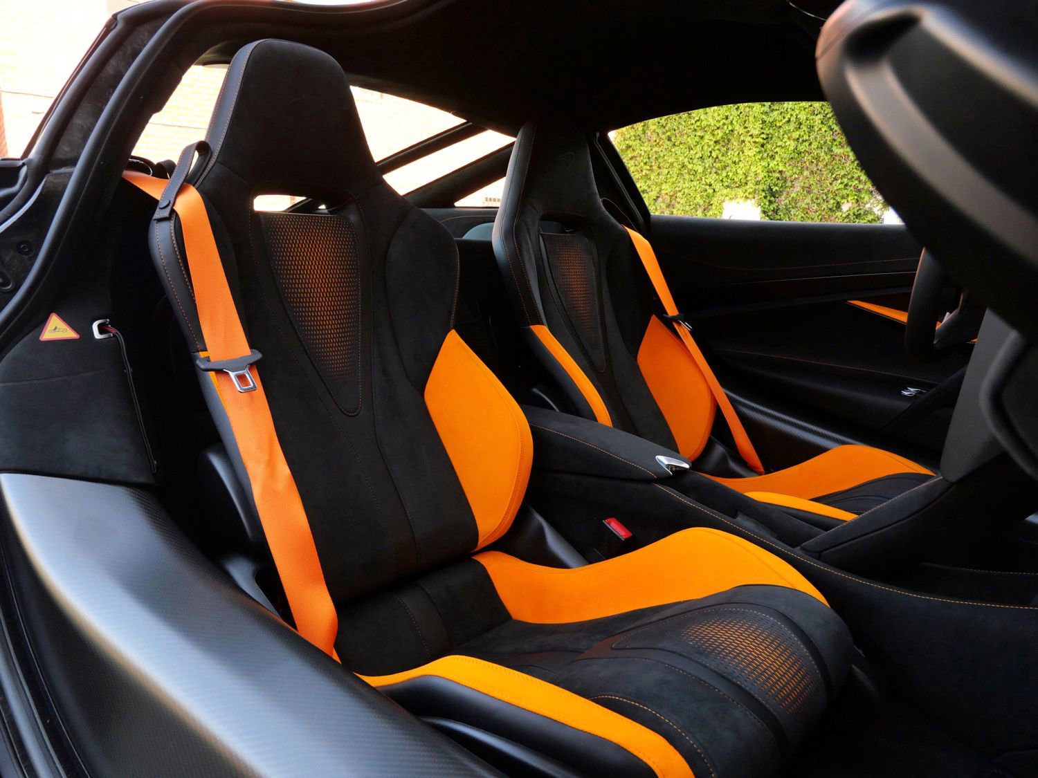 Used 2024 McLaren 750S RWD image 11