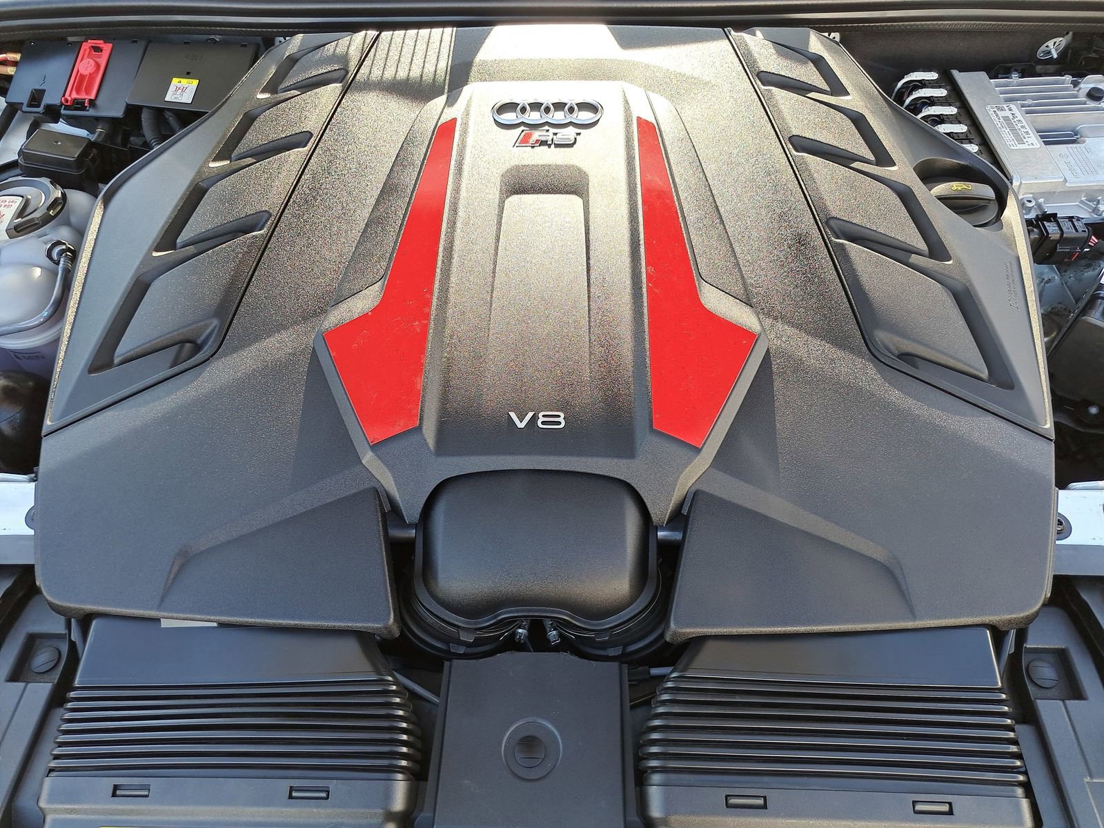 Used 2023 Audi RS Q8 image 34