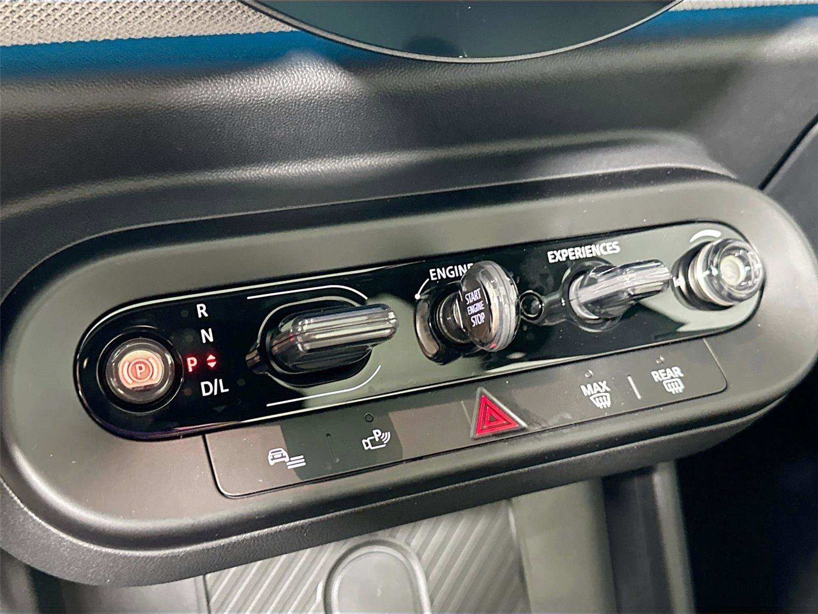 Certified 2025 MINI Cooper S FWD image 13