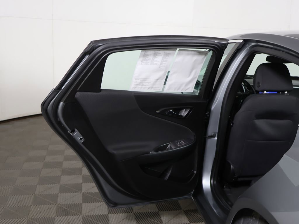 Used 2025 Chevrolet Malibu LT image 18
