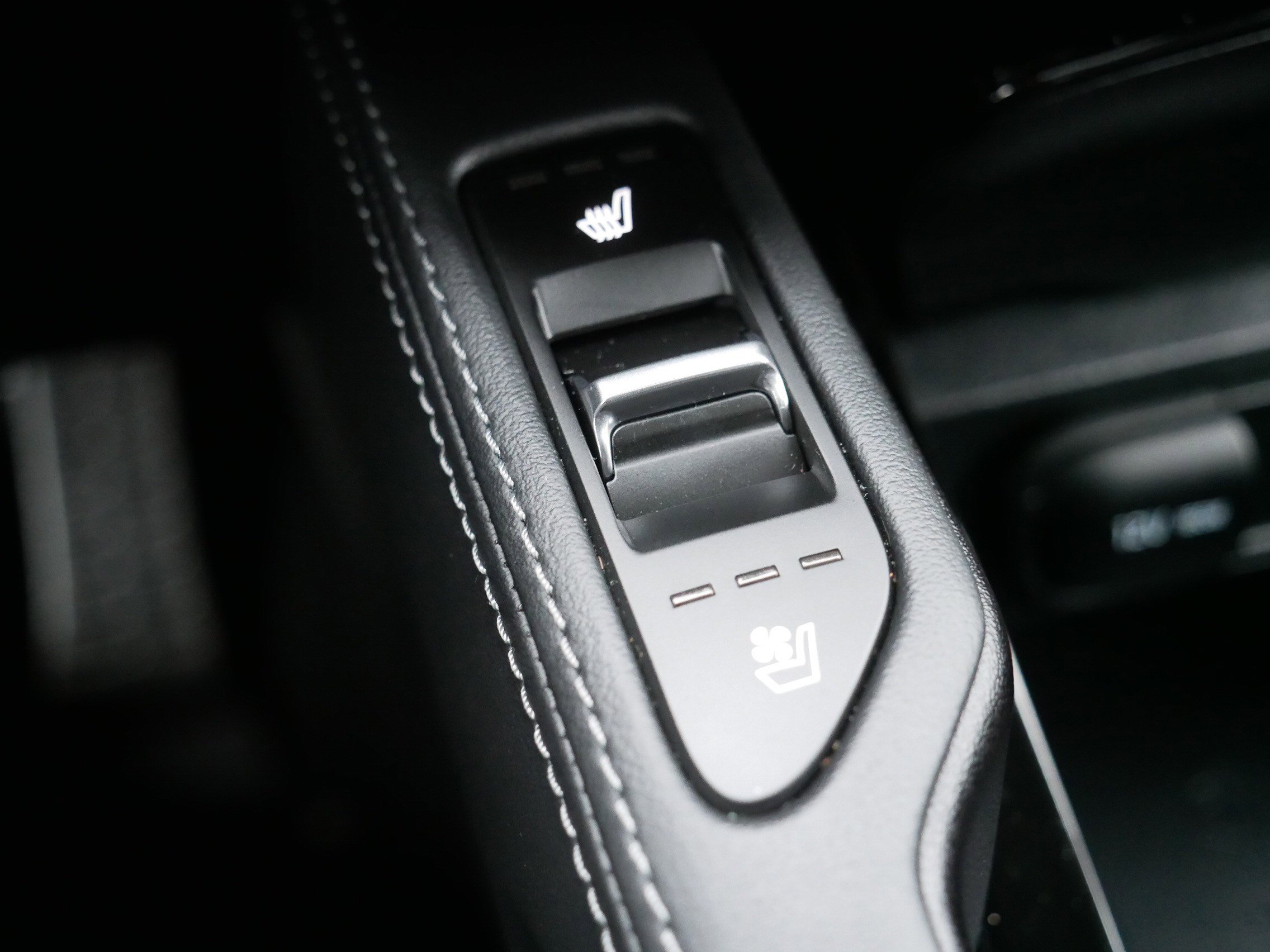 Certified 2025 Kia Telluride SX Prestige X-Pro image 32