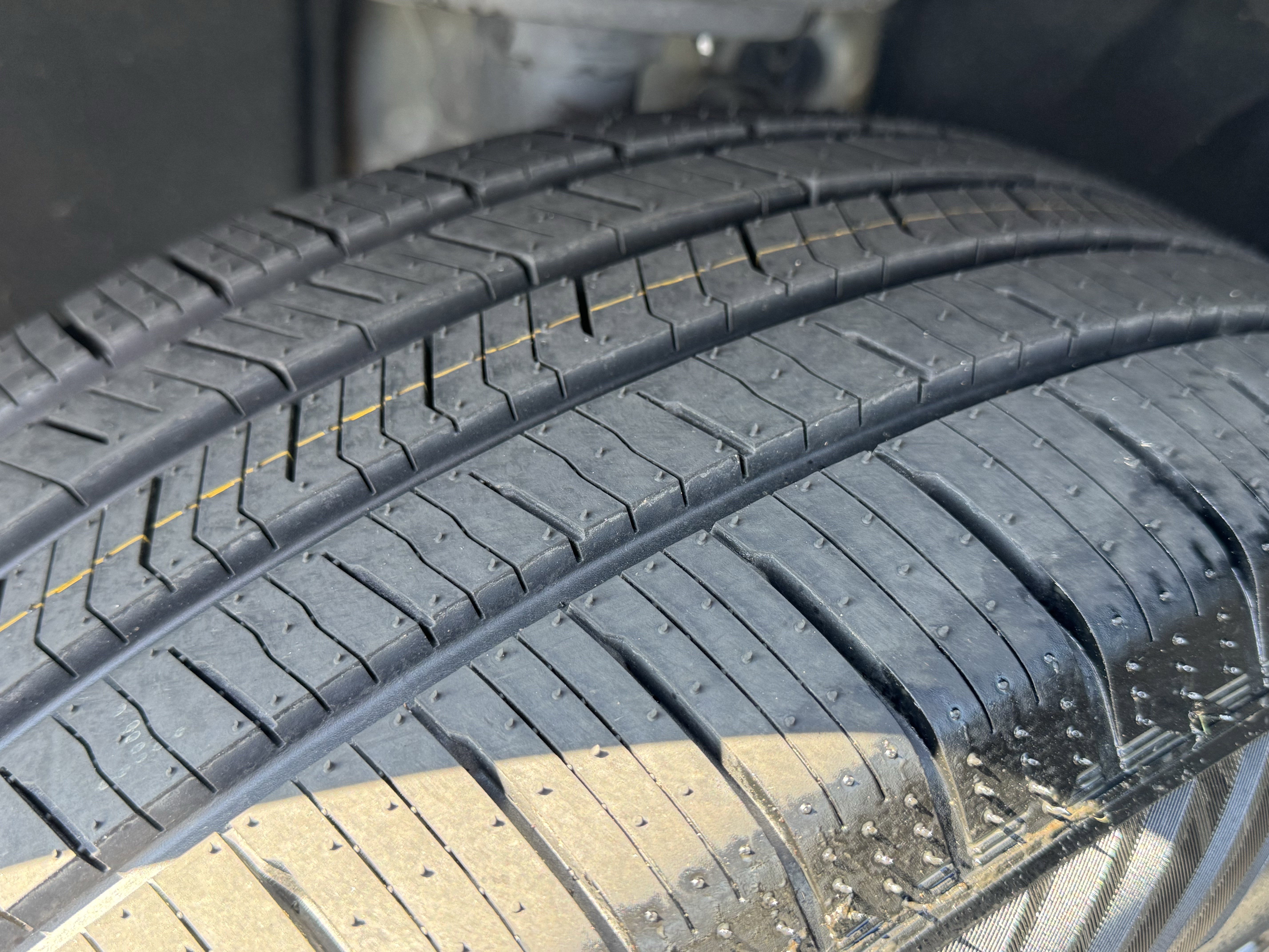 Used 2023 Chevrolet Traverse LT image 13