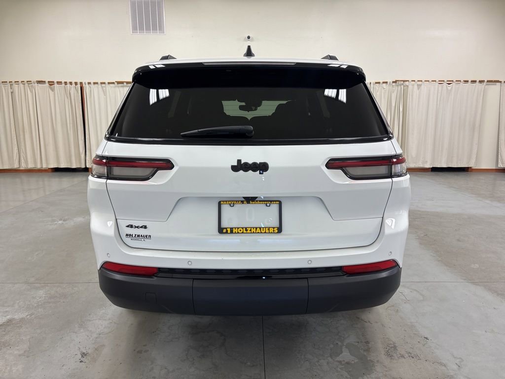 Used 2024 Jeep Grand Cherokee L Laredo image 7