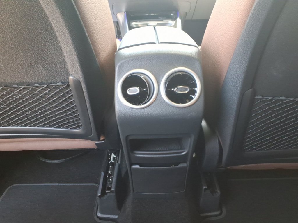 New 2026 Mercedes-Benz GLB 250 4MATIC image 27