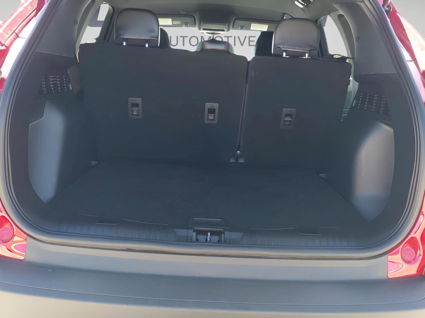 Used 2025 Ford Escape ST-Line image 20