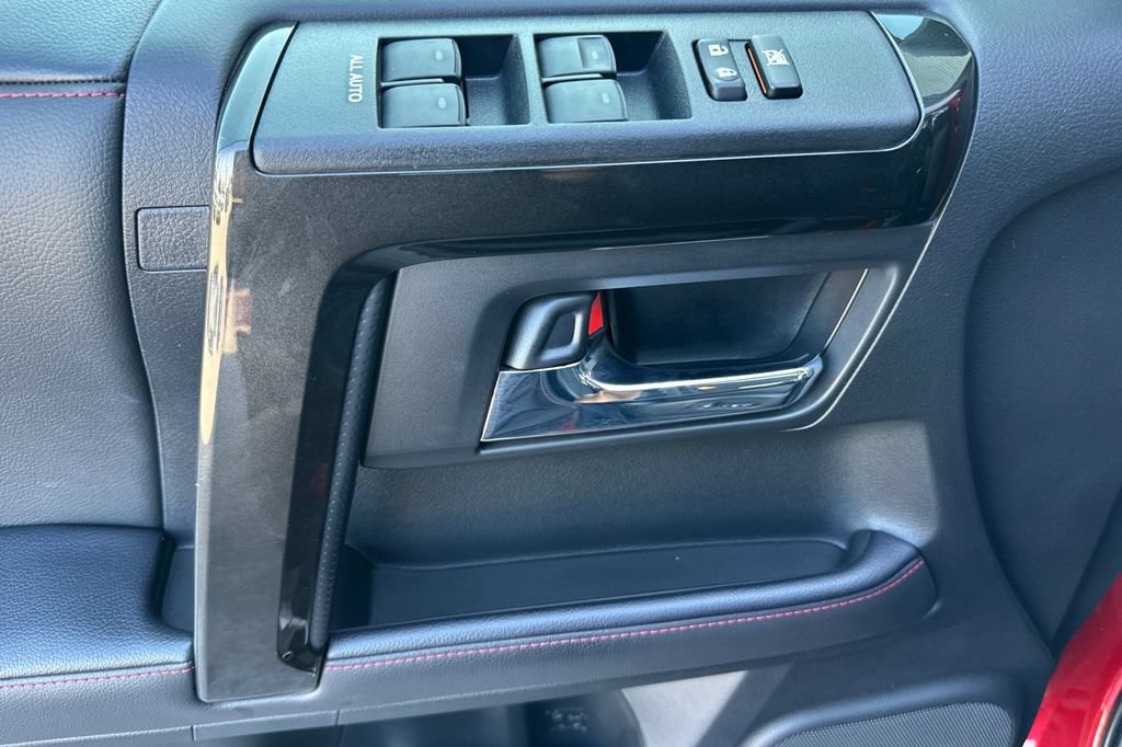 Used 2023 Toyota 4Runner TRD Off-Road Premium w/ Moonroof Package AWD/4WD image 10