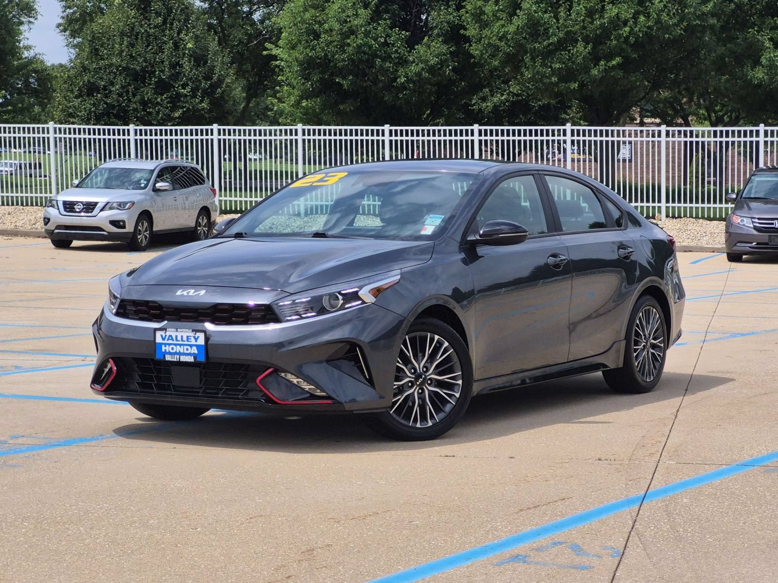 Used 2023 Kia Forte GT-Line w/ GT-Line Premium Package FWD image 2