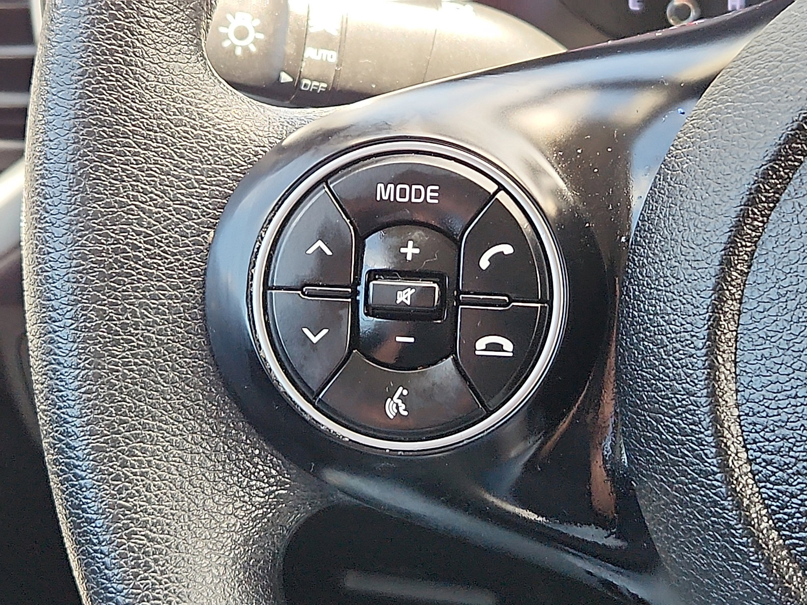 Used 2020 Kia Soul S FWD image 20