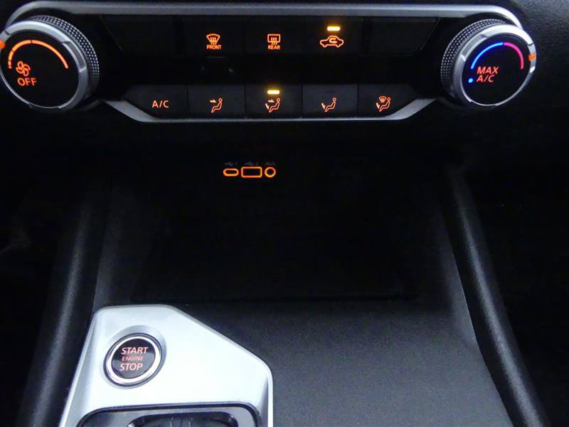 Used 2025 Nissan Altima 2.5 SV FWD image 14