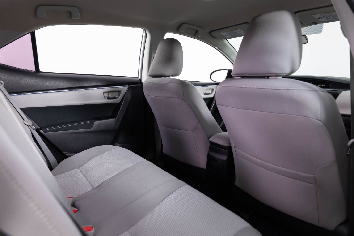 Used 2015 Toyota Corolla LE FWD image 21