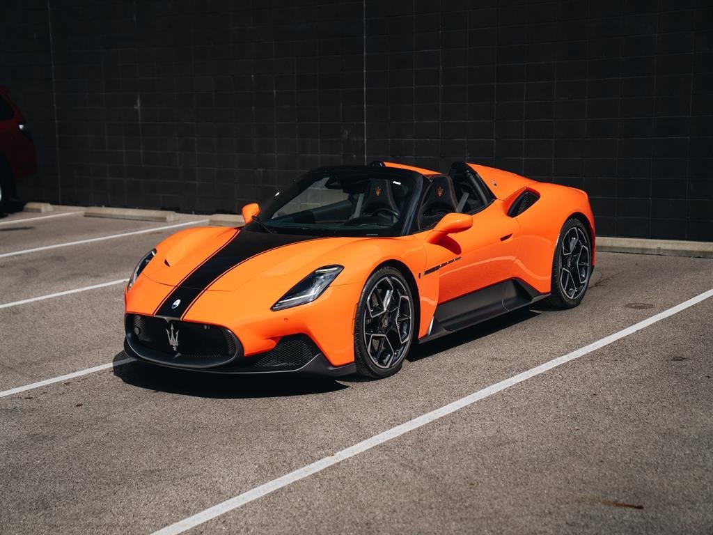 New 2023 Maserati MC20 Spyder image 22