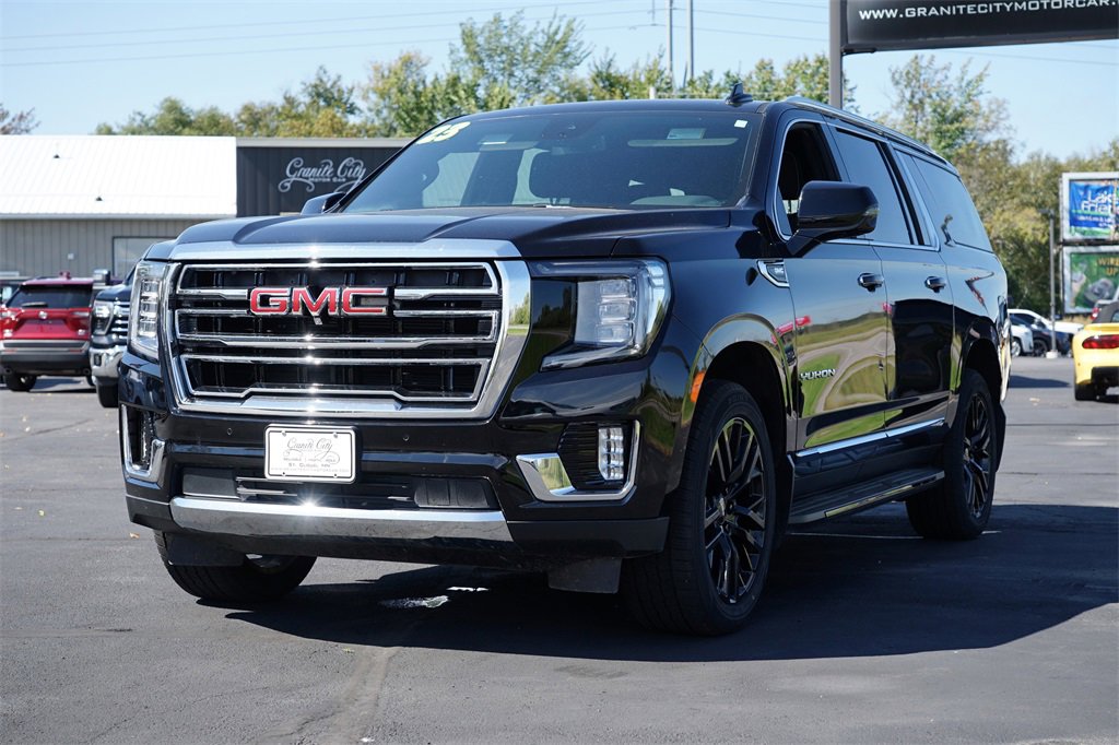 Used 2023 GMC Yukon XL SLT w/ SLT Luxury Package image 7