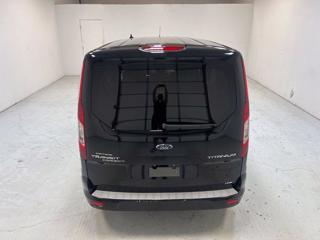 Used 2023 Ford Transit Connect Titanium FWD image 3