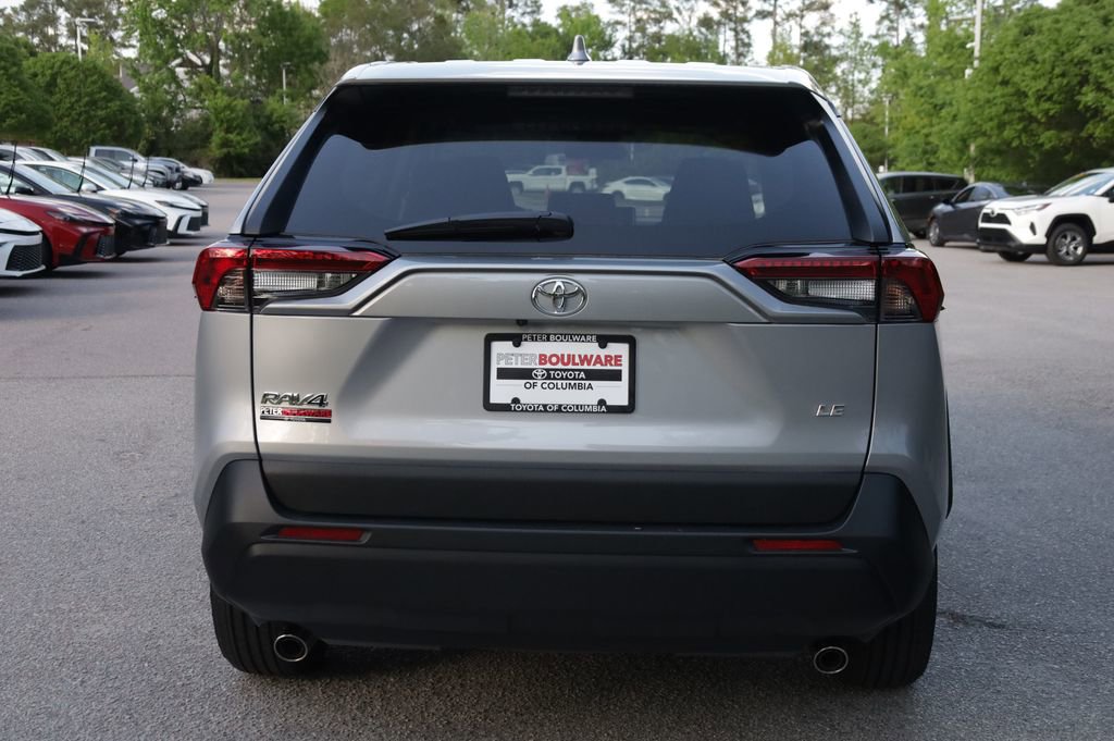 Used 2025 Toyota RAV4 LE image 5