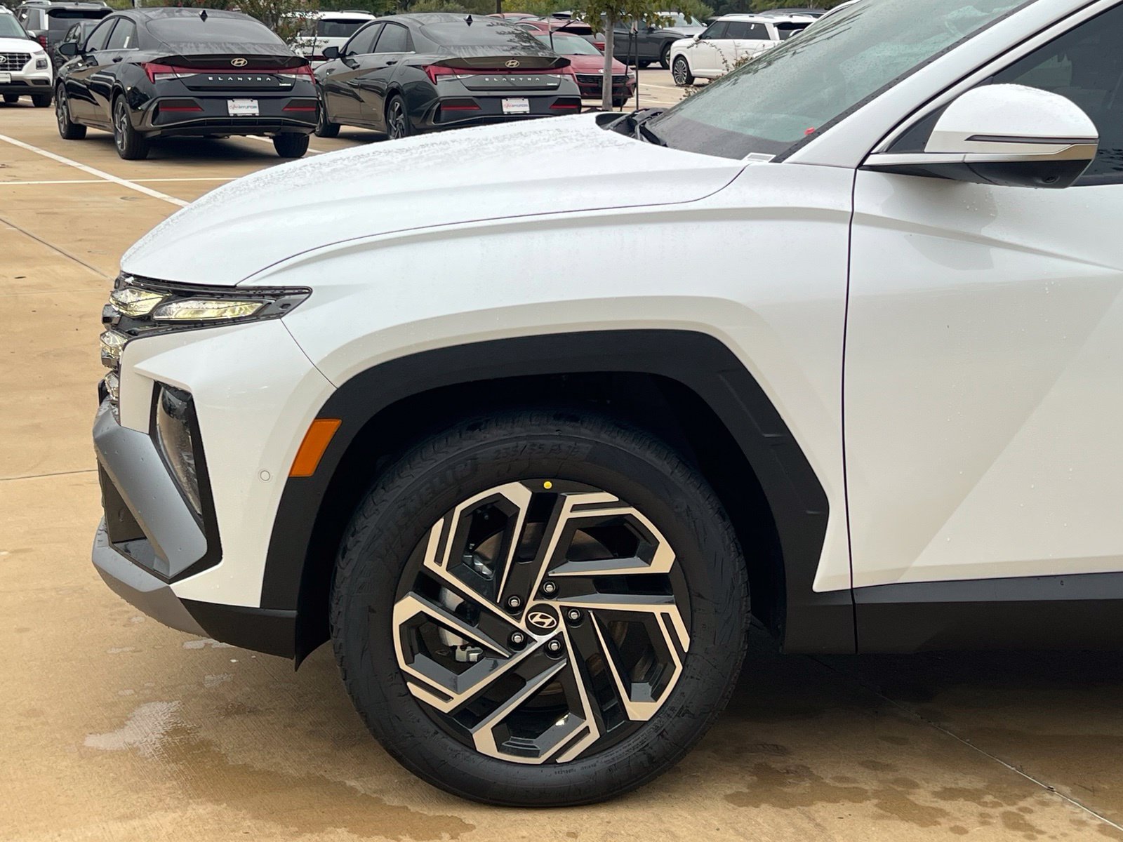 New 2026 Hyundai Tucson Limited w/ Tow & Go Package AWD/4WD image 8