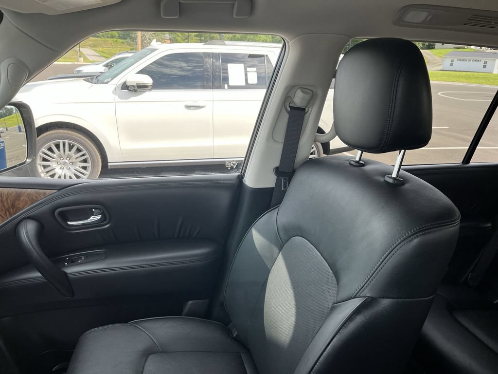Used 2024 Nissan Armada SL w/ Captain's Chairs Package AWD/4WD image 25