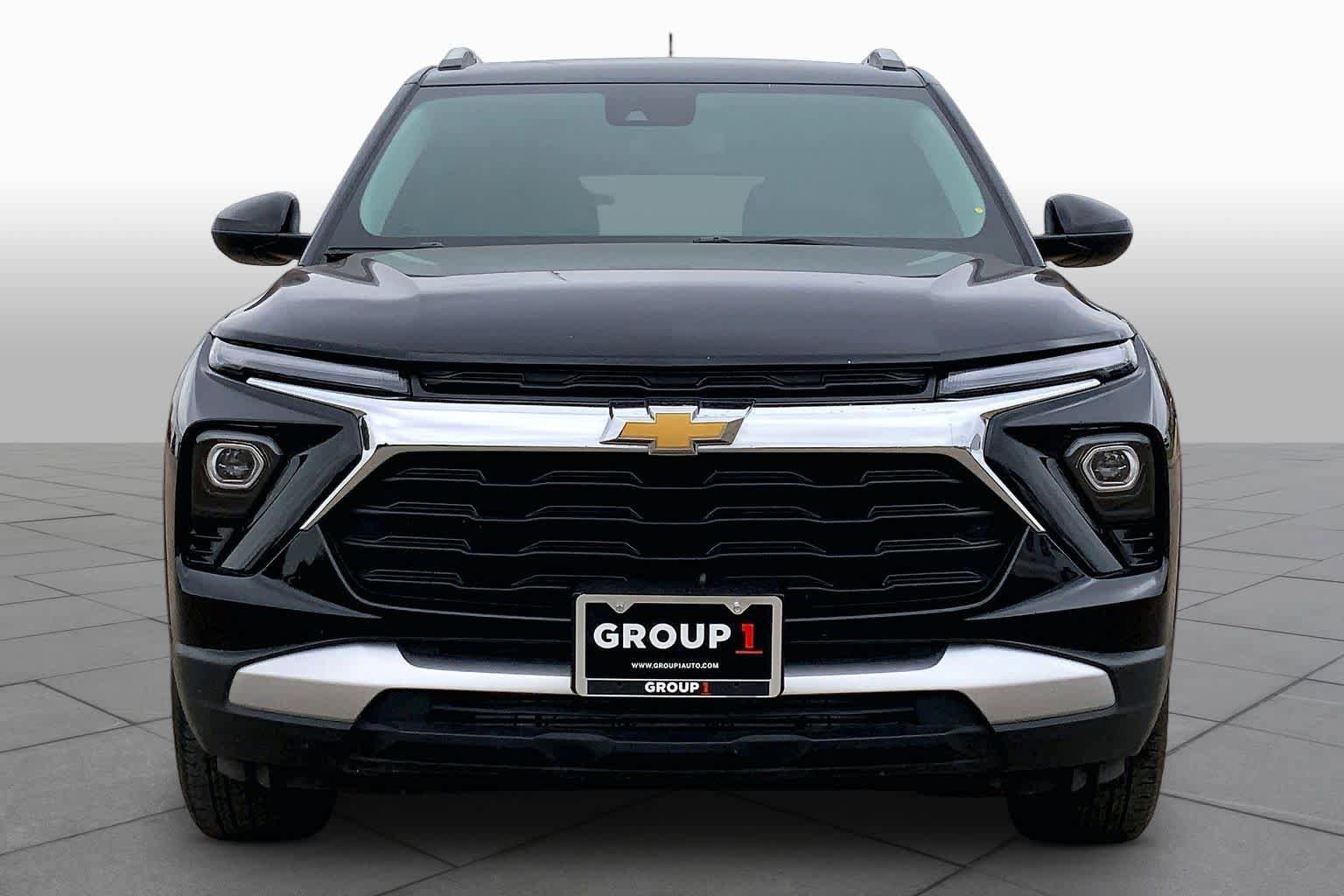 Used 2025 Chevrolet TrailBlazer LT AWD/4WD image 4
