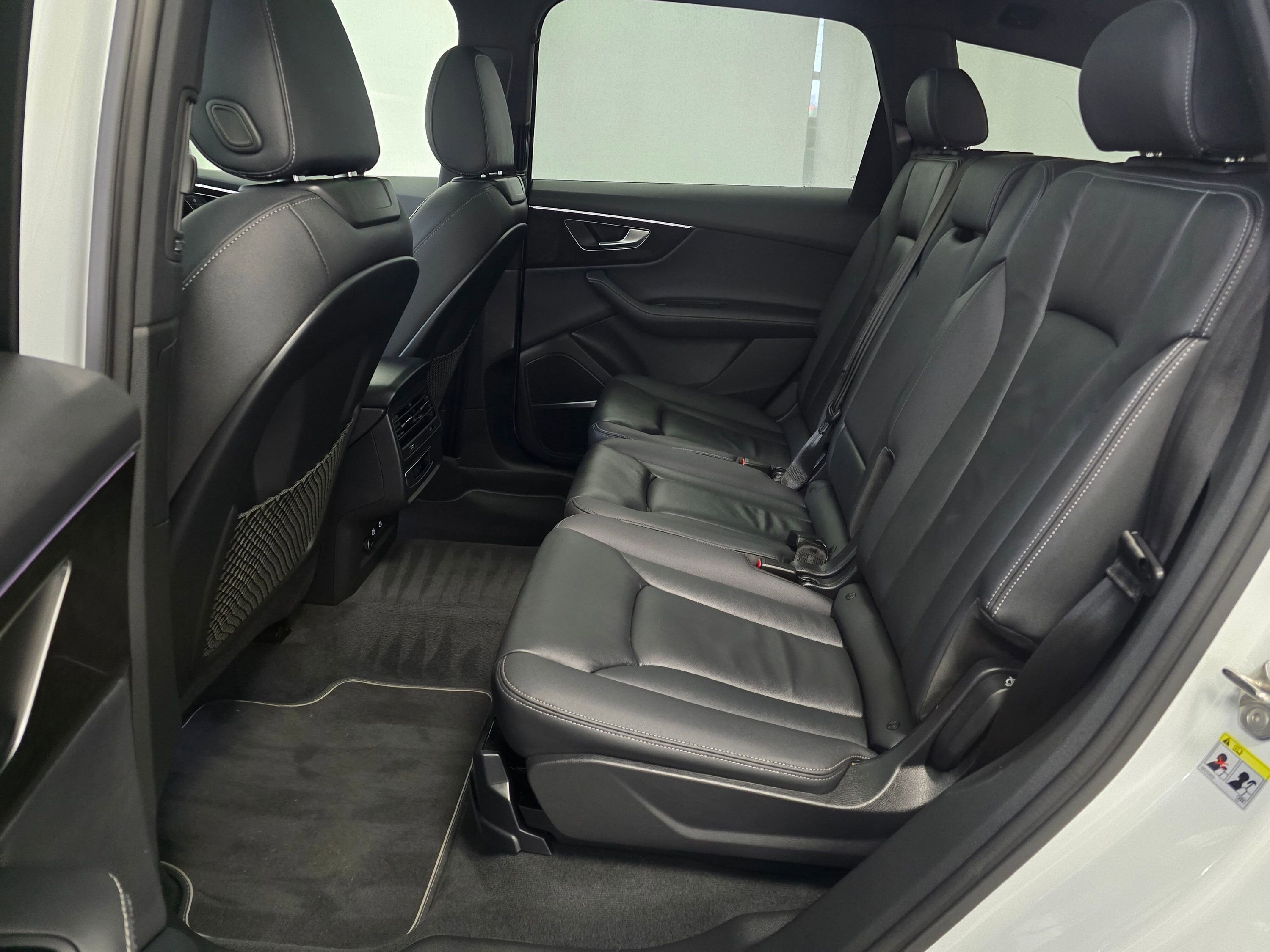 Used 2025 Audi Q7 3.0T Premium Plus image 18
