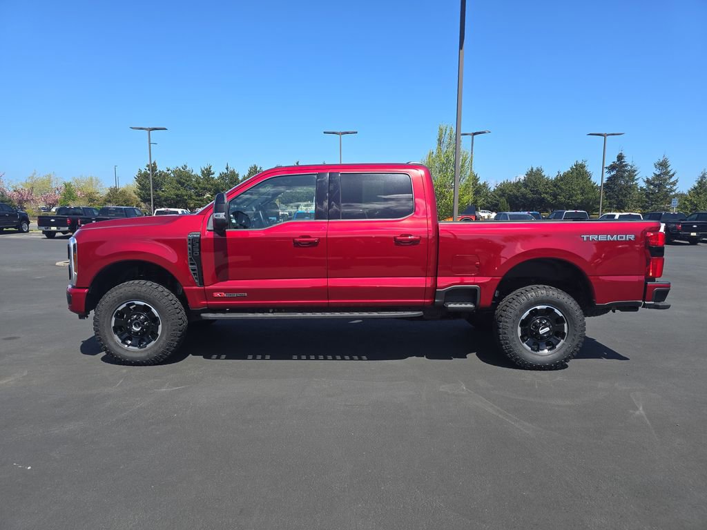 Used 2025 Ford F350 Platinum w/ Tremor Off-Road Package AWD/4WD image 1