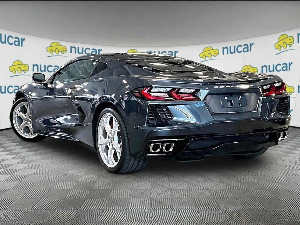 Used 2020 Chevrolet Corvette Stingray Preferred Cpe w/ 2LT Preferred Equipment Group RWD image 4