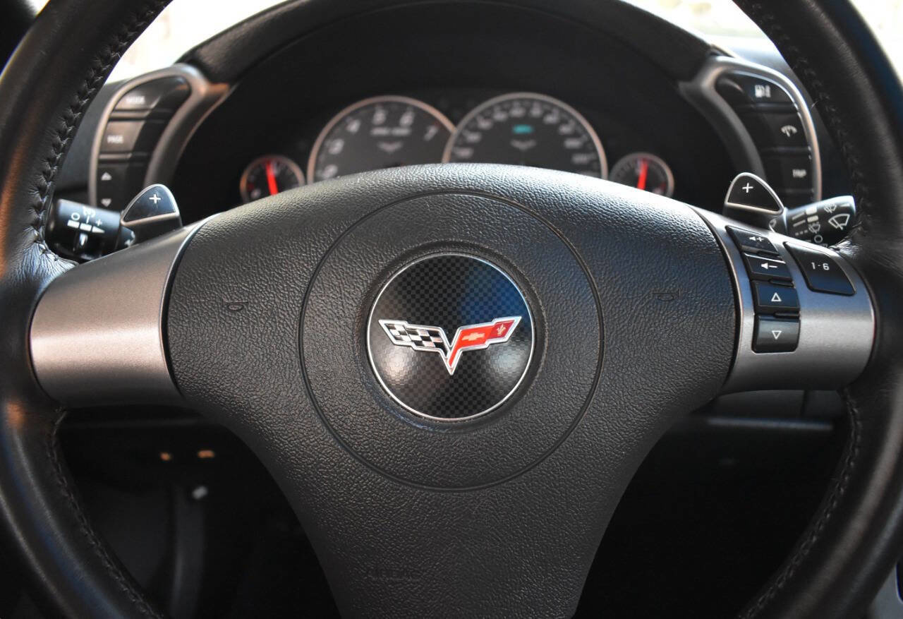 Used 2007 Chevrolet Corvette Base 2dr Coupe w/ Preferred Equipment Group image 44