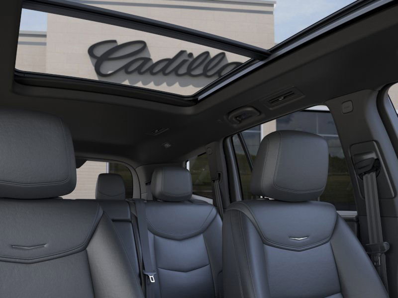 New 2025 Cadillac XT6 Luxury image 25