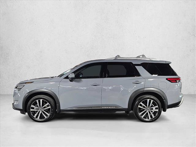 Used 2025 Nissan Pathfinder Platinum AWD/4WD image 8