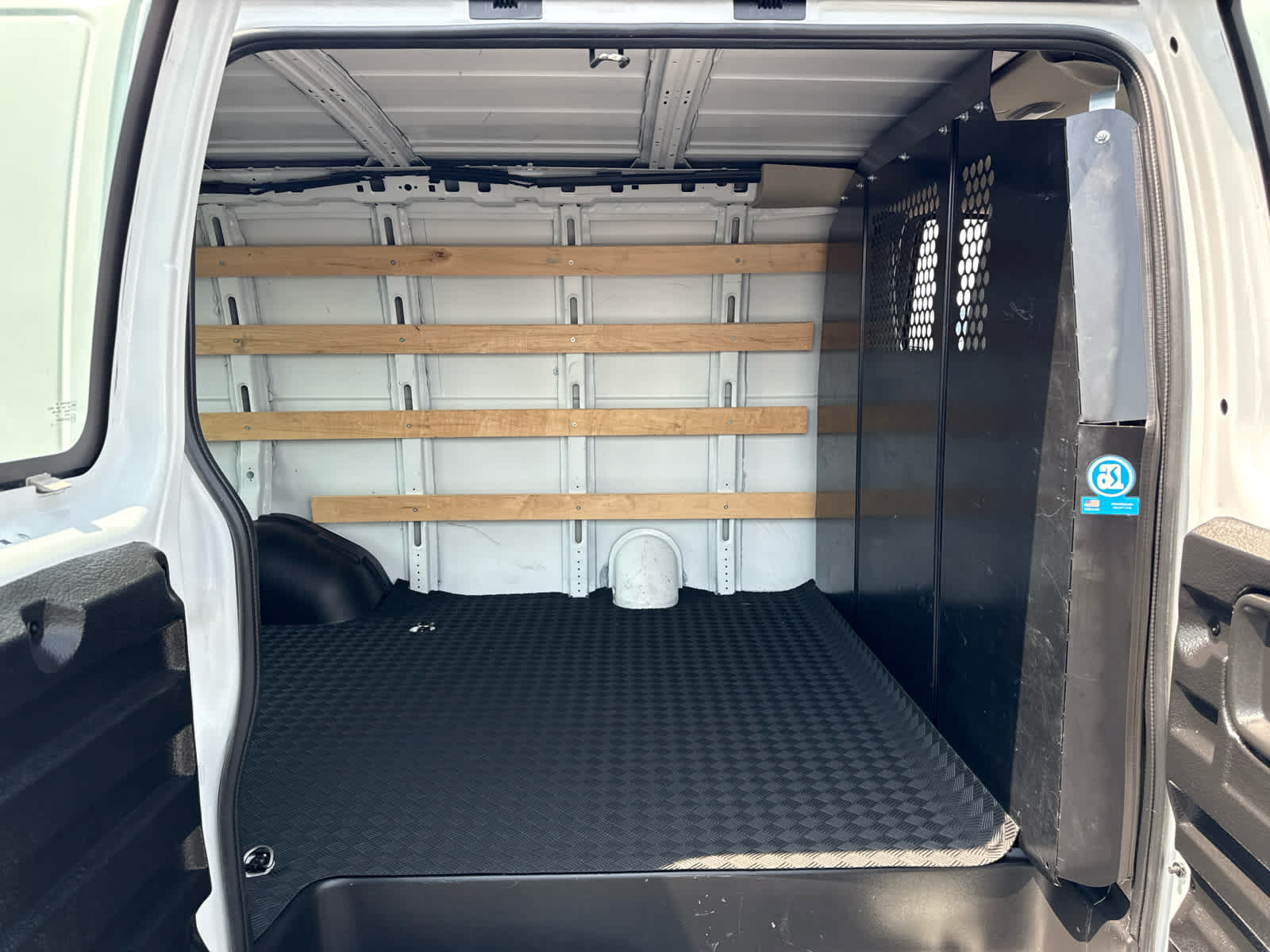 Certified 2025 Chevrolet Express 2500 w/ Driver Convenience Package RWD image 19