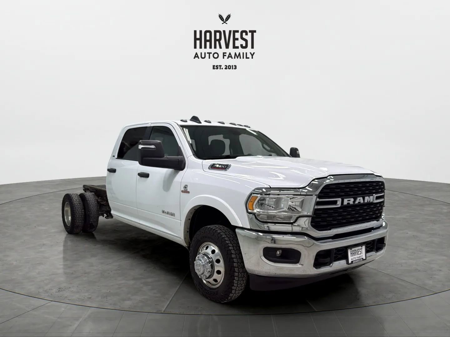 Used 2023 RAM 3500 SLT w/ Quick Order Package 2YG SLT AWD/4WD image 10