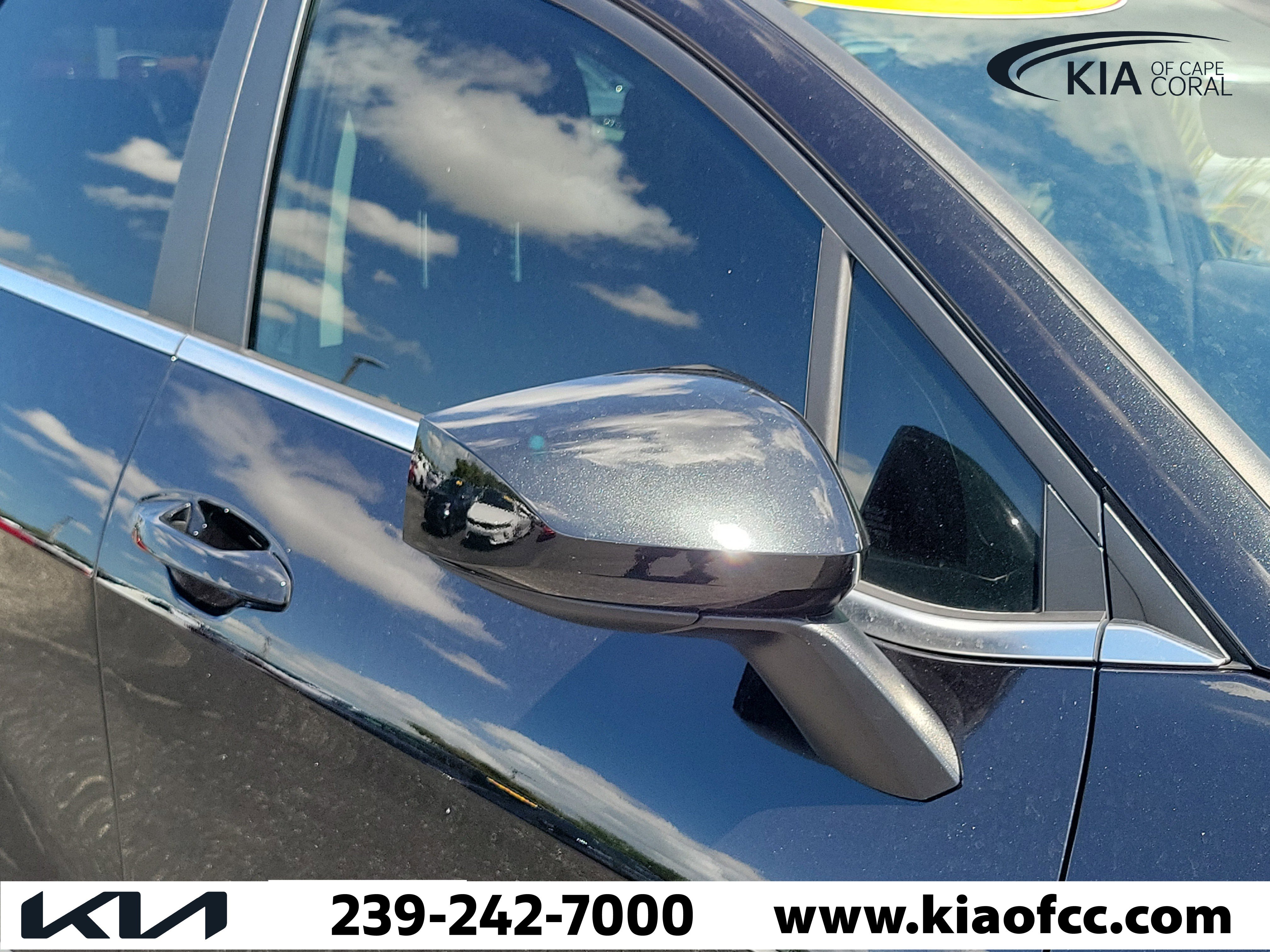 Certified 2025 Kia Sportage LX image 8