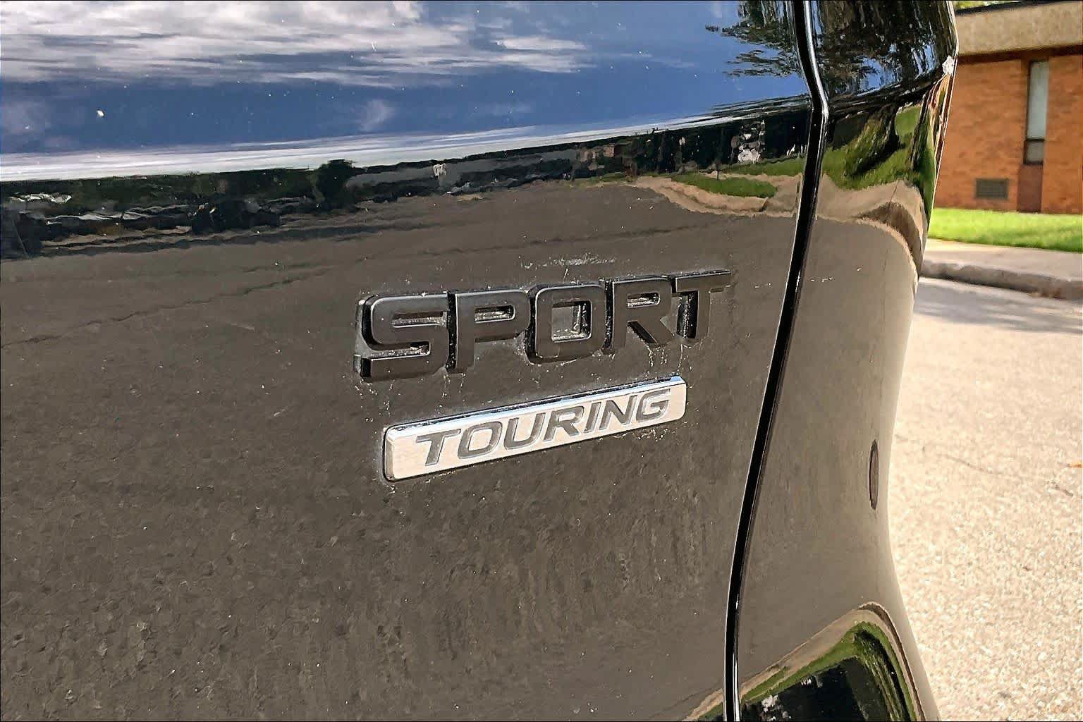 Used 2025 Honda CR-V Sport Touring image 10
