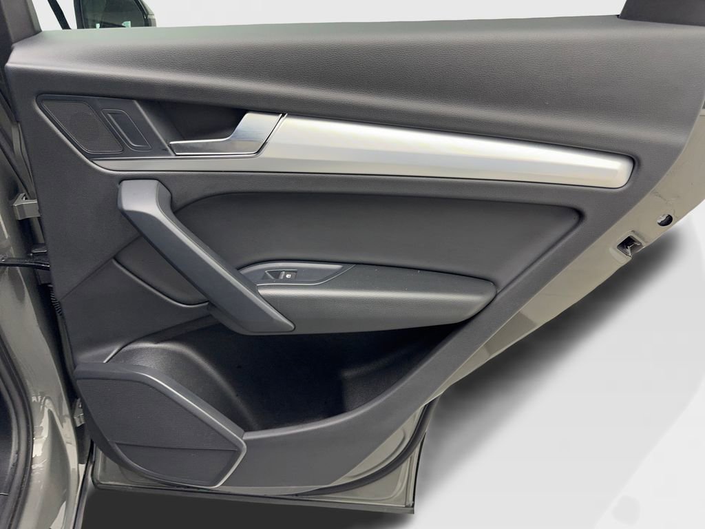 Used 2025 Audi Q5 2.0T Premium image 43