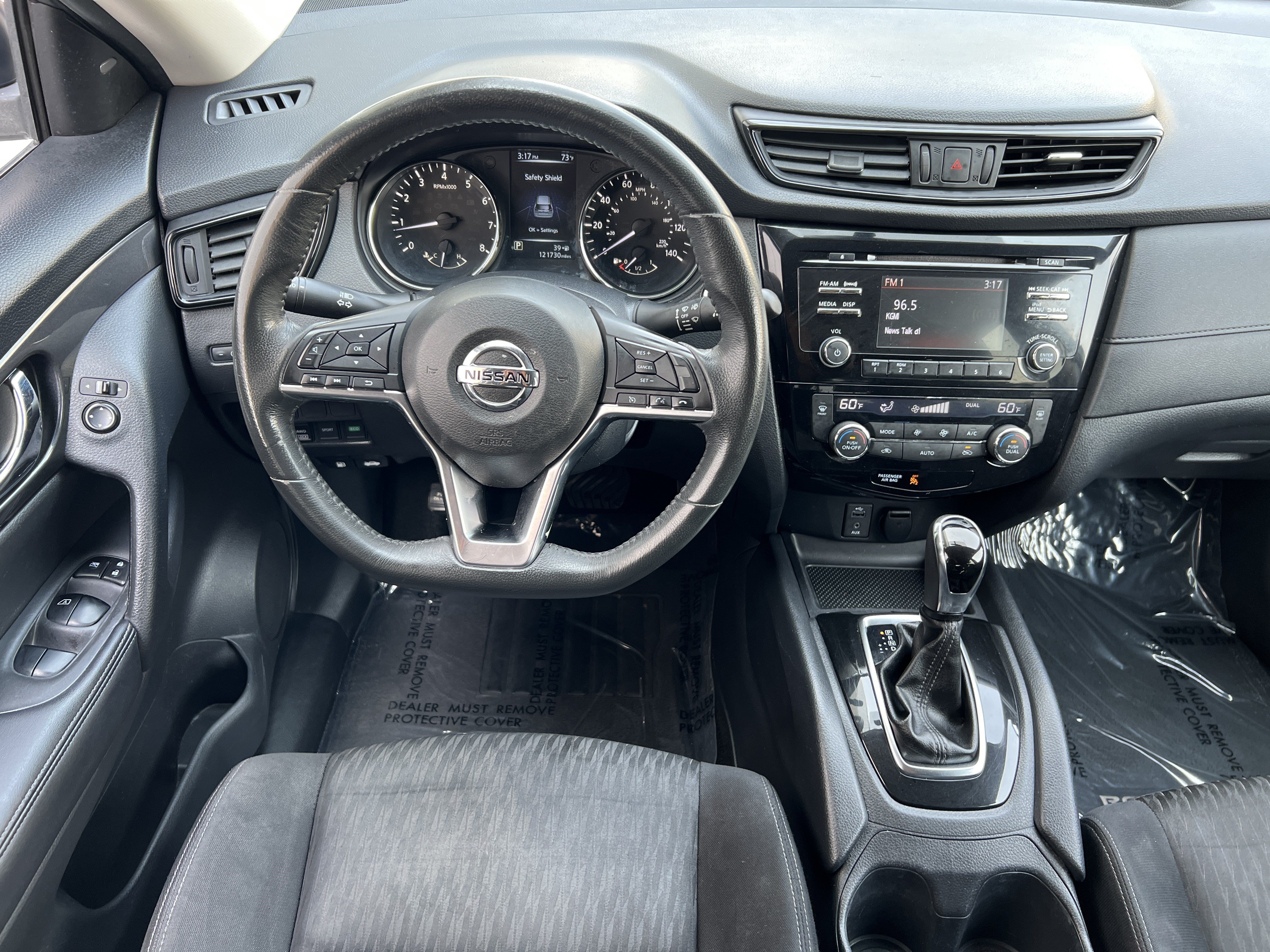 Used 2017 Nissan Rogue SV AWD/4WD image 31