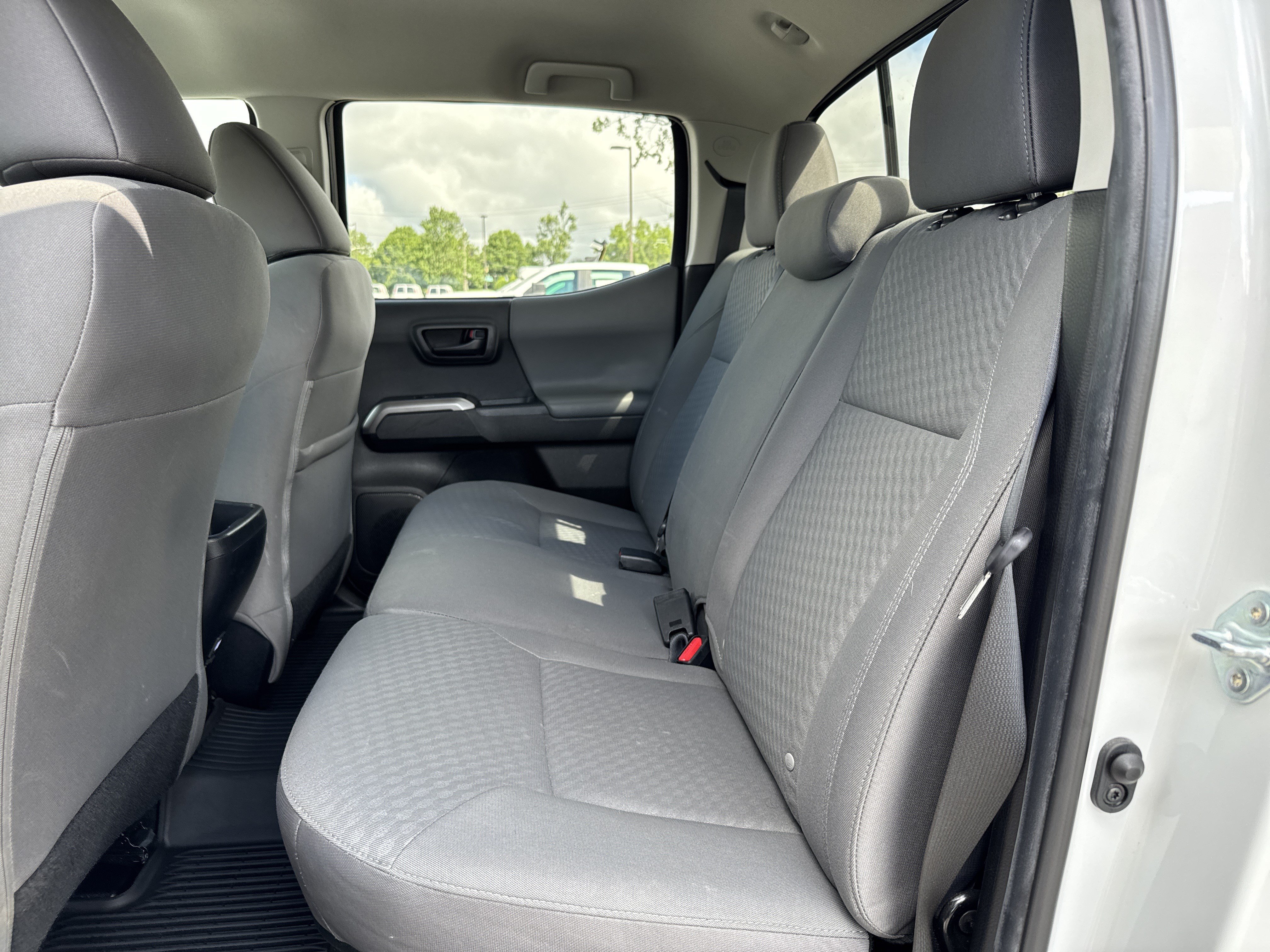 Used 2023 Toyota Tacoma SR5 RWD image 29