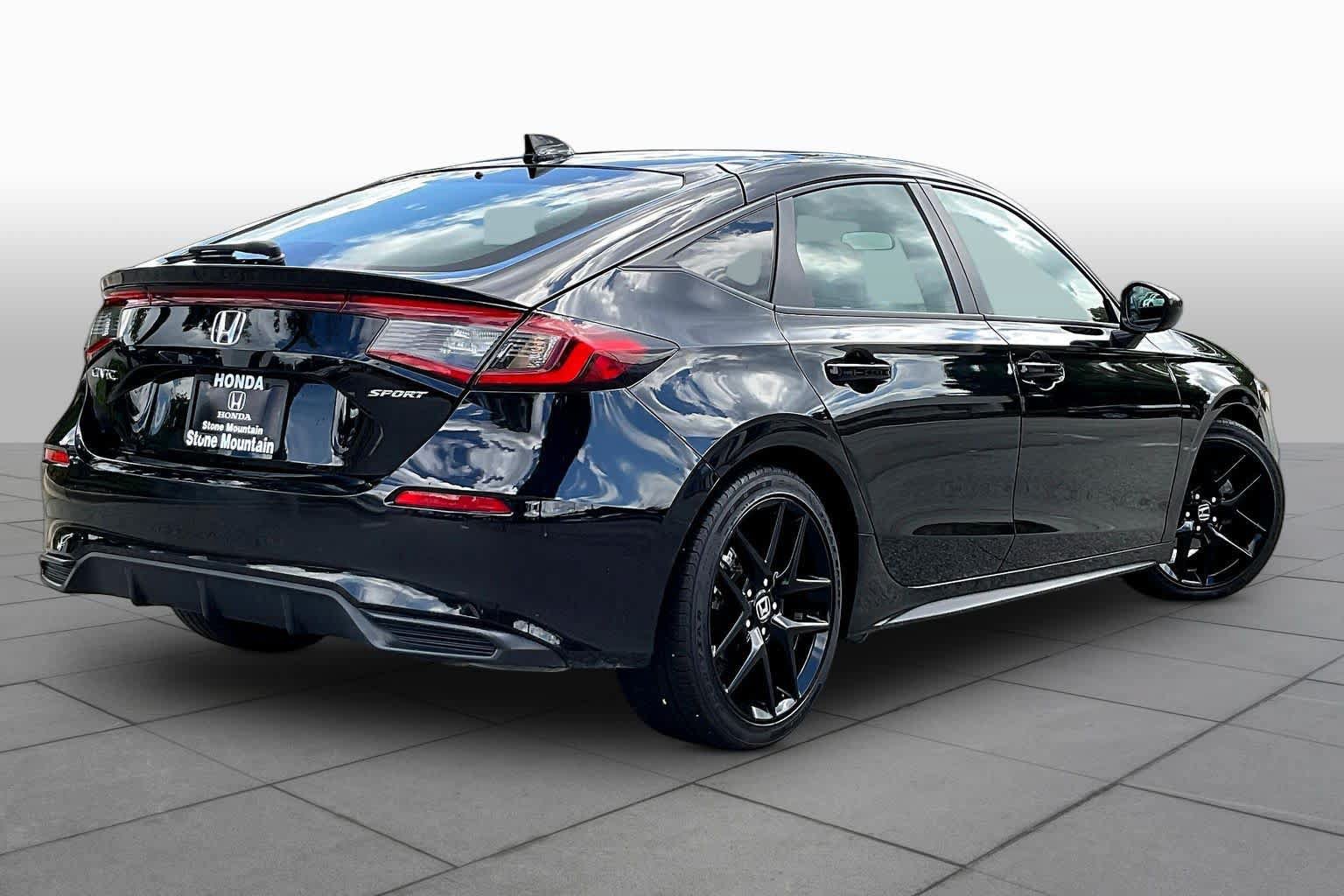 Used 2025 Honda Civic Sport image 13