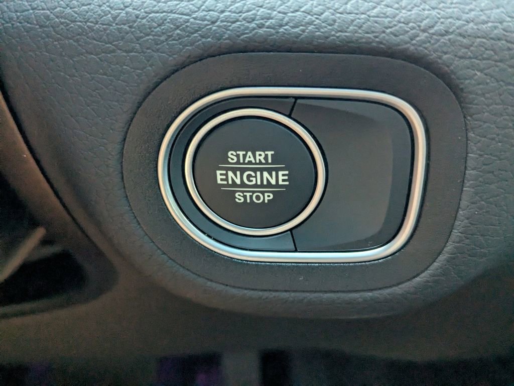 Certified 2025 Mercedes-Benz GLE 450e 4MATIC image 14