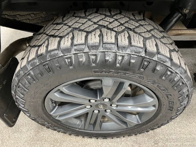 Used 2021 Ford F150 Lariat w/ Equipment Group 502A High image 16