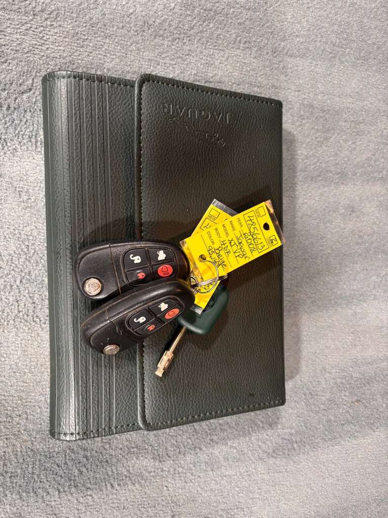 Used 2008 Jaguar XJ8 L image 34