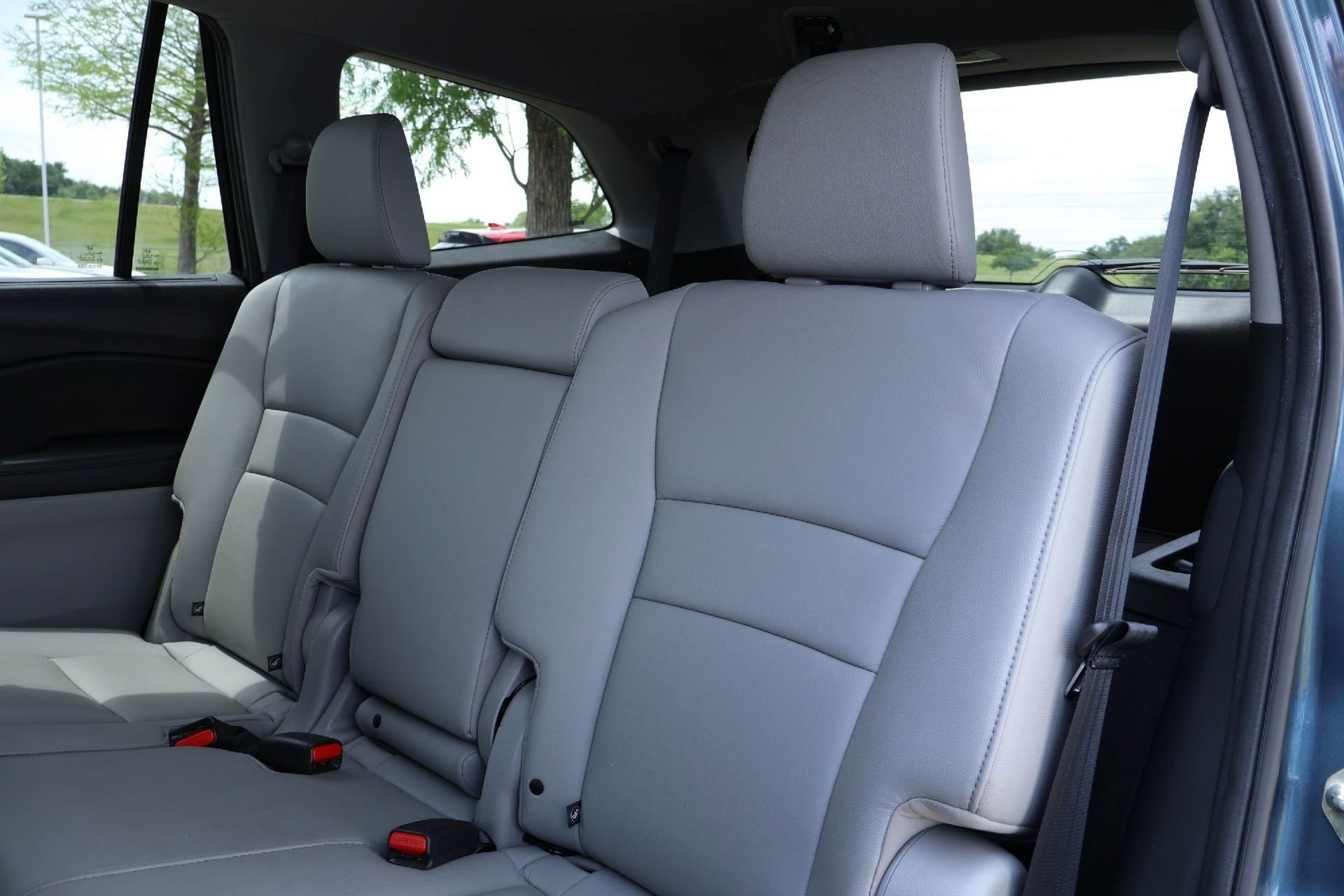 Used 2021 Honda Pilot Special Edition image 13