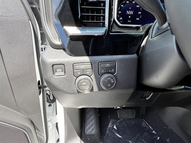 New 2026 Chevrolet Silverado 1500 LT w/ Leather Package AWD/4WD image 12